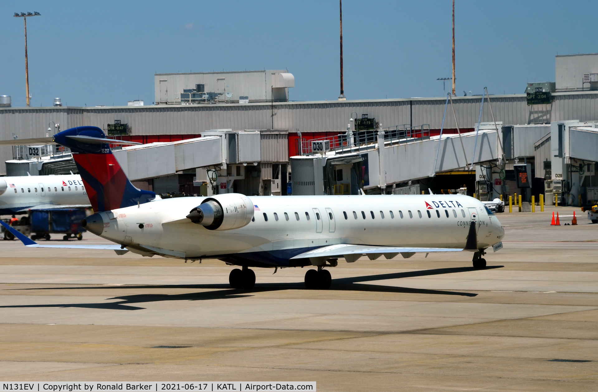 N131EV, 2008 Bombardier CRJ-900ER (CL-600-2D24) C/N 15217, Fix'n to taxi Atlanta