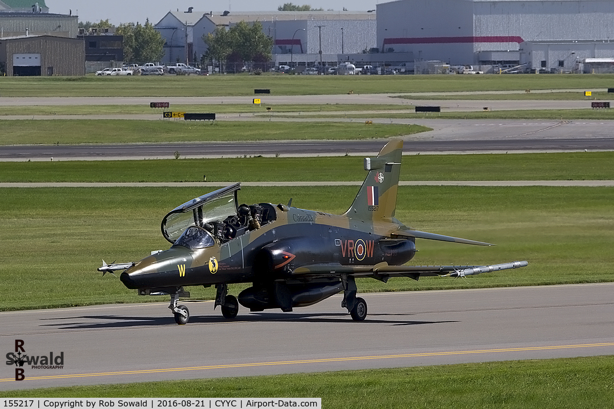 155217, 2001 BAe Systems CT-155 Hawk C/N IT025/711, Ready to leave CYYC for Moose Jaw.