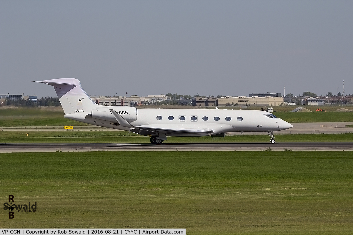 VP-CGN, 2007 Gulfstream Aerospace V-SP G550 C/N 5149, Leaving CYYC.