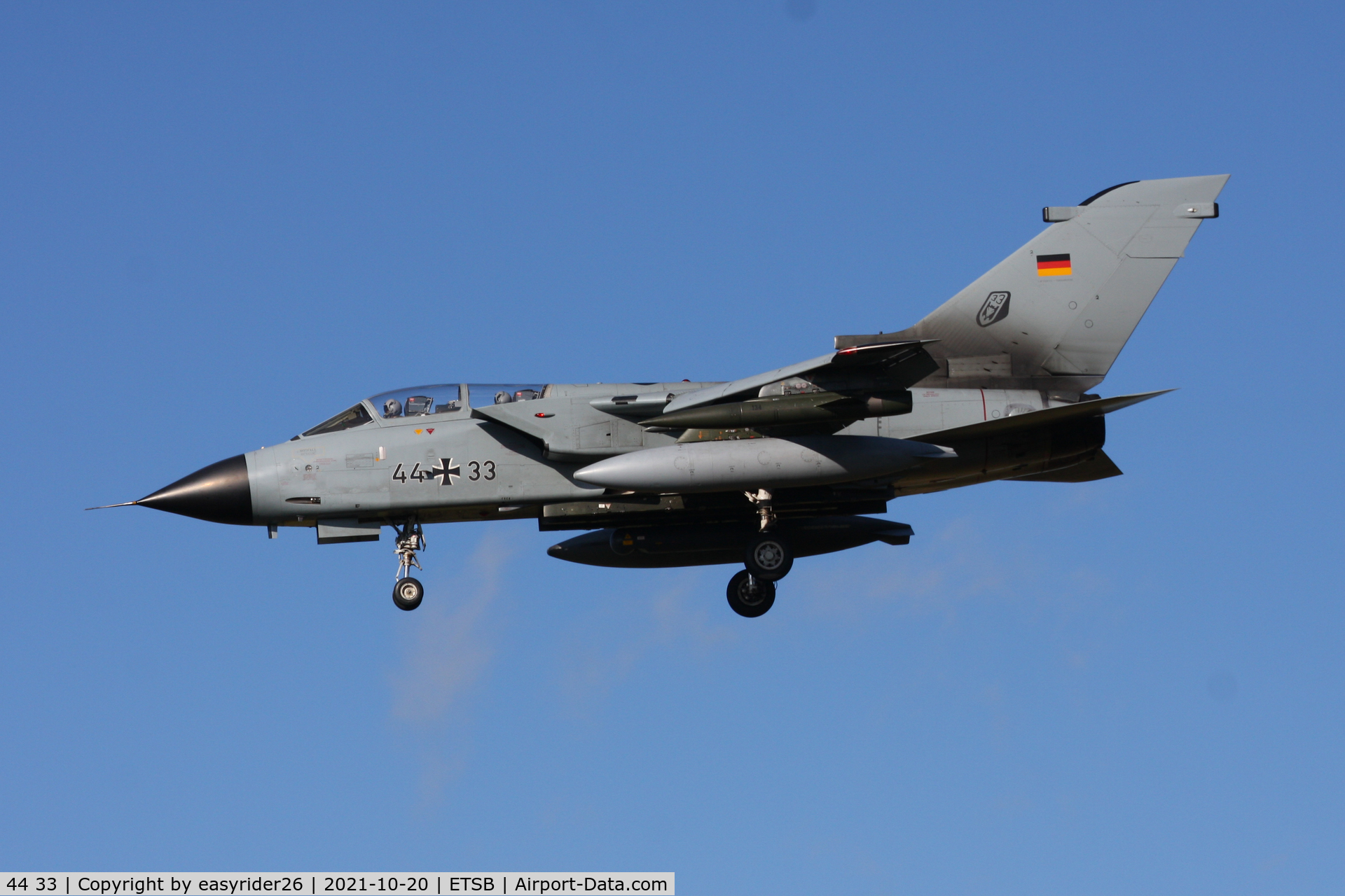 44 33, Panavia Tornado IDS C/N 337/GS094/4133, Landing at Büchel AB German Air Force
