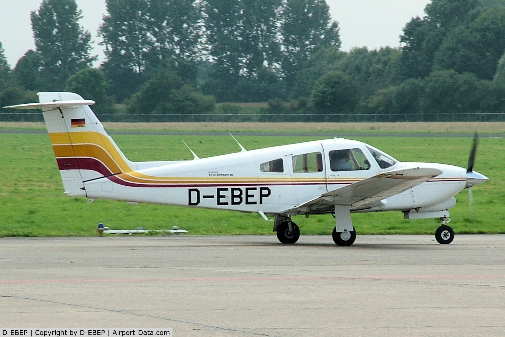 D-EBEP, Piper PA-28RT-201T Turbo Arrow IV C/N 28R-7931150, Piper PA-28RT-201T Turbo