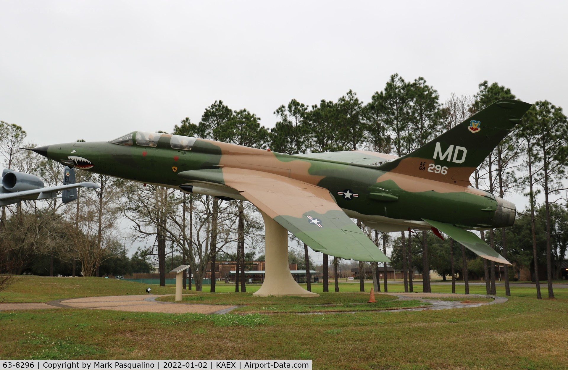 63-8296, 1963 Republic F-105F-1-RE Thunderchief C/N F073, Republic F-105F-1-RE