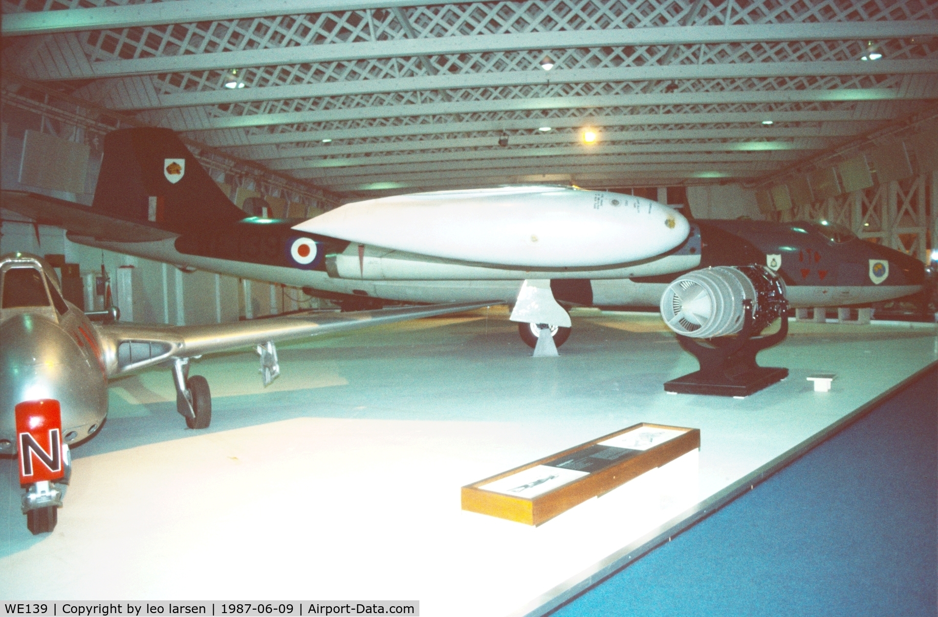 WE139, 1953 English Electric Canberra PR.3 C/N EEP71110, RAF Museum Hendon 9.6.1987