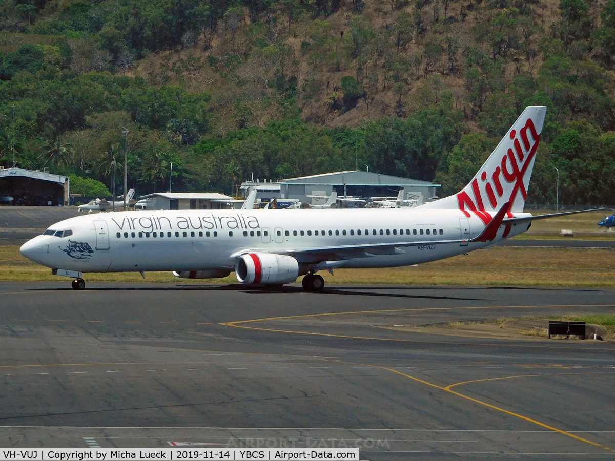 VH-VUJ, 2006 Boeing 737-8FE C/N 34443, At Cairns