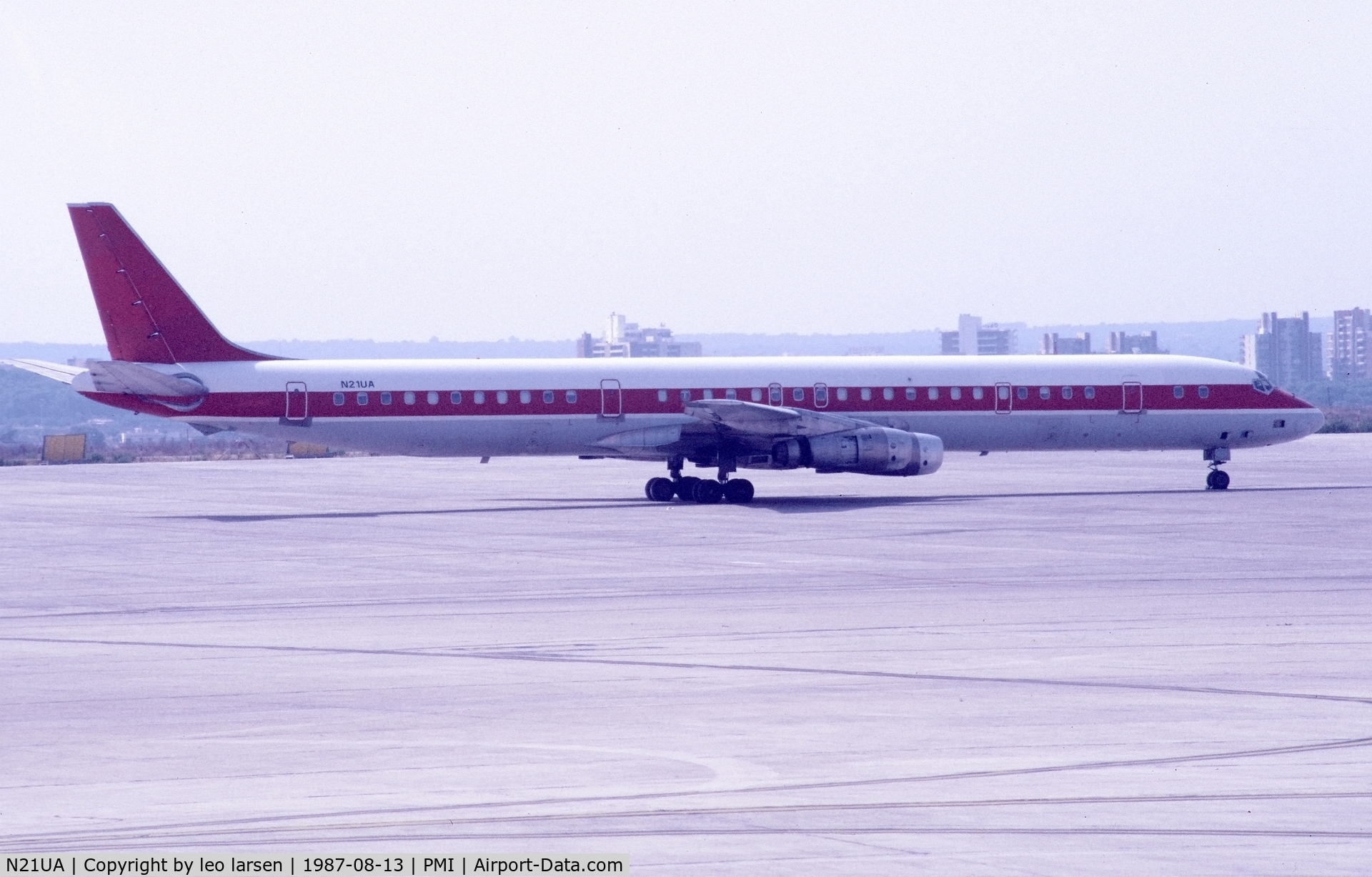 N21UA, 1967 Douglas DC-8-61 C/N 45891, Palma de Mallorca 13.8.1987