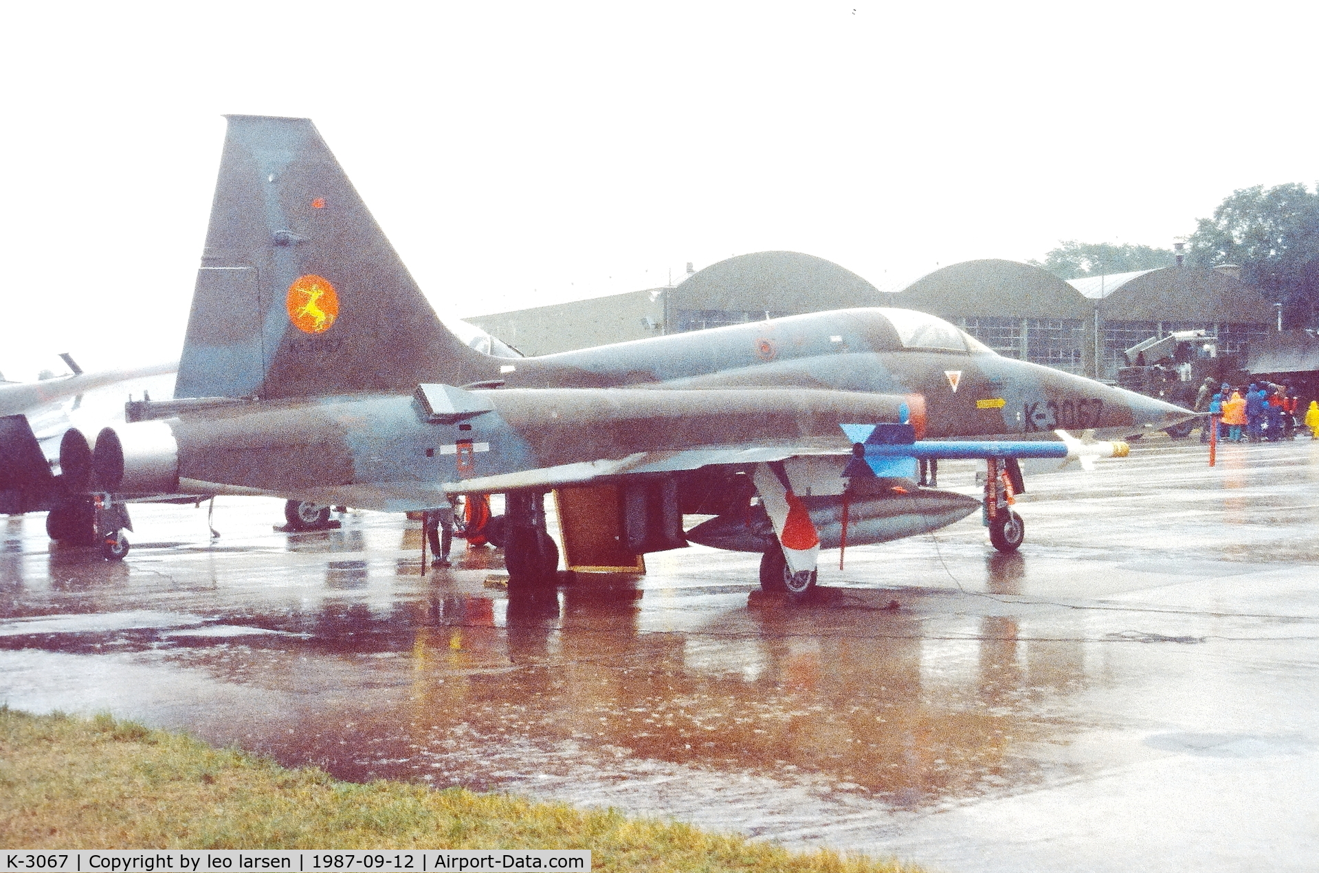 K-3067, 1971 Canadair NF-5A Freedom Fighter C/N 3067, Vaerloese Air Base Denmark 12.9.1987 in rain