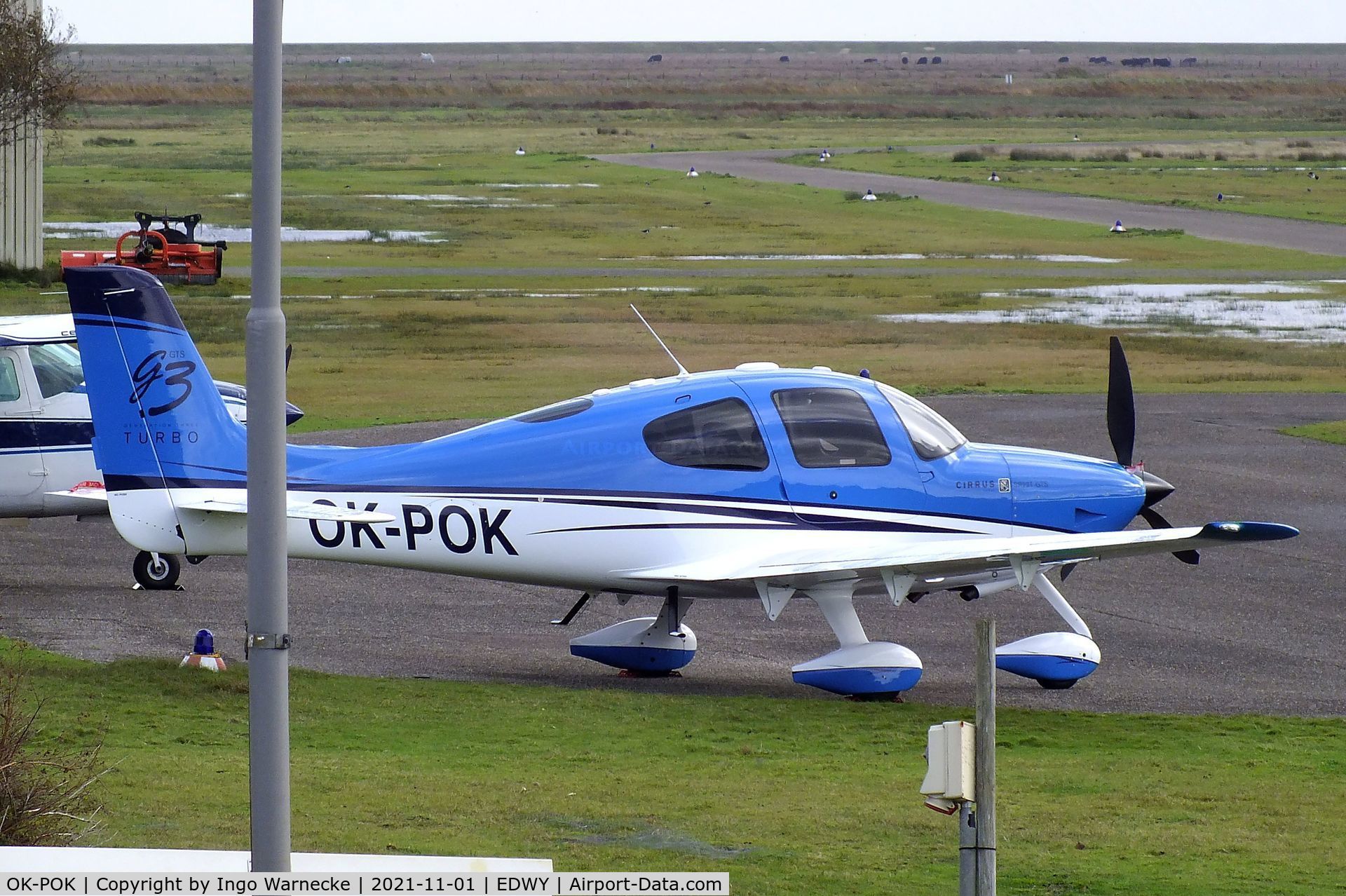 OK-POK, Cirrus SR22 G3 GTSX Turbo C/N 2736, Cirrus SR22 G3 GTSX Turbo at Norderney airfield