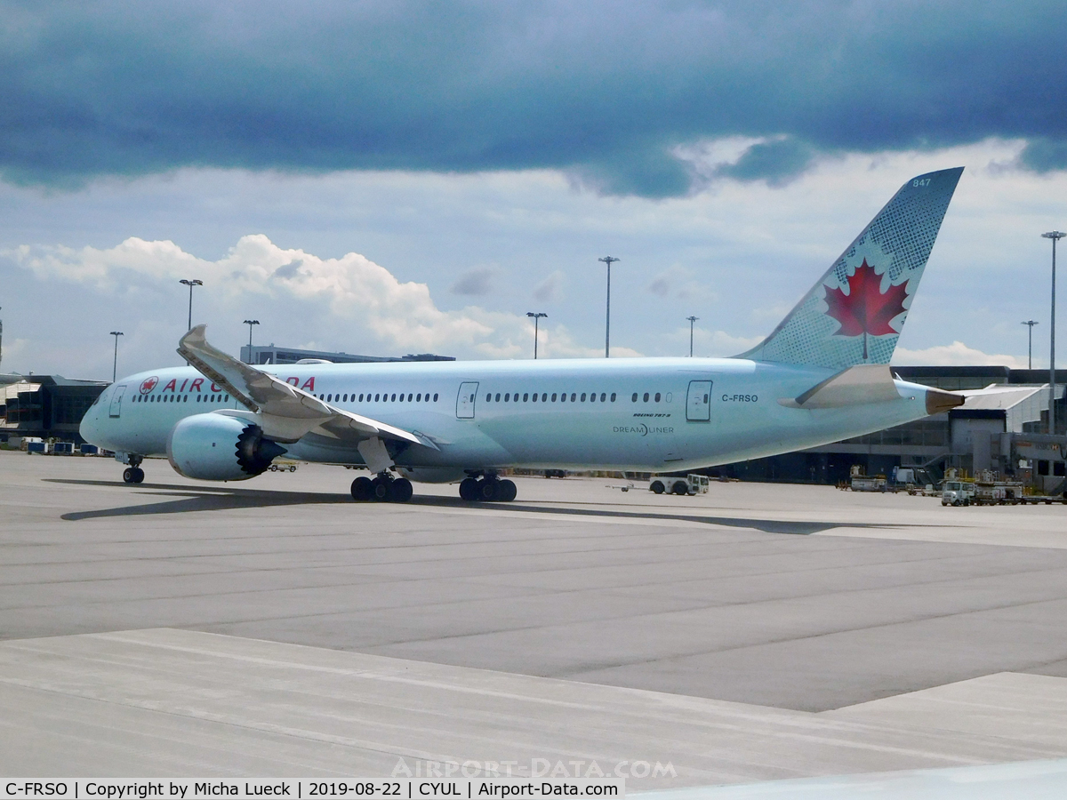 C-FRSO, 2017 Boeing 787-9 Dreamliner C/N 37177, At Montreal