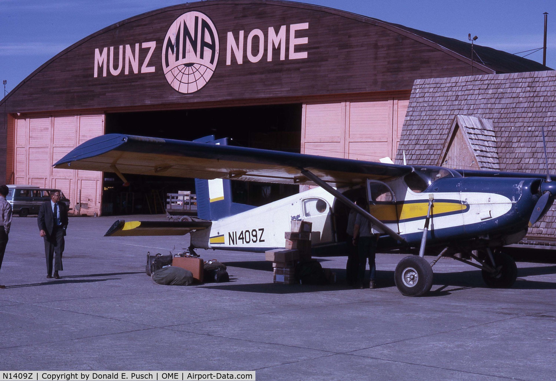 N1409Z, 1961 Pilatus PC-6 C/N 522, Pilatus PC-6 operated by Munz Northern Airlines. Photo taken in August 1970