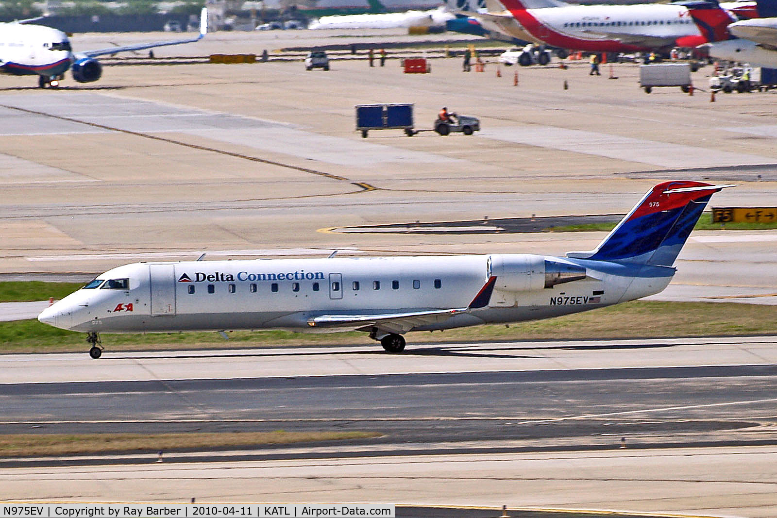 N975EV, 2001 Bombardier CRJ-200ER (CL-600-2B19) C/N 7599, N975EV   Bombardier CRJ-200ER [7599] (Delta Connection) Atlanta-Hartsfield~N 11/04/2010