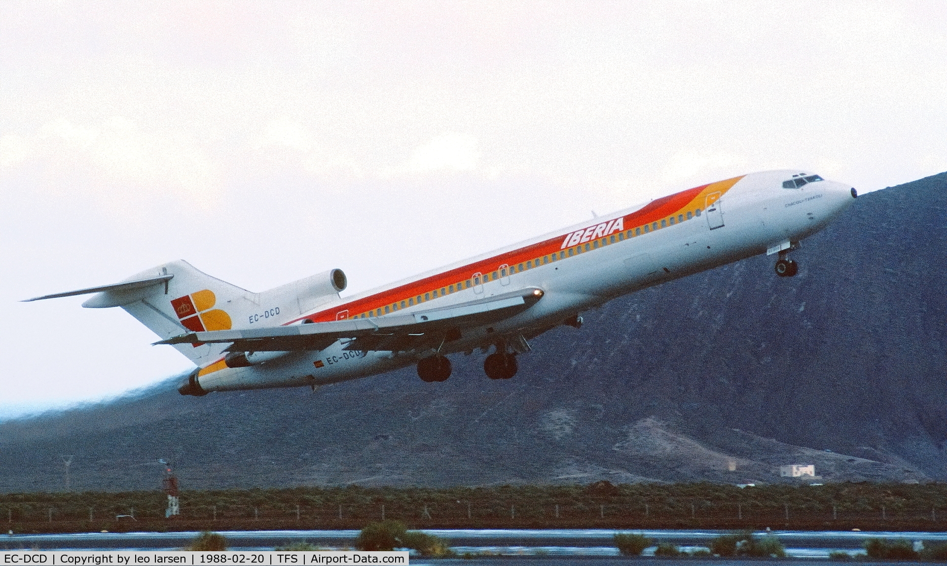 EC-DCD, 1978 Boeing 727-256 C/N 21610, Tenerife South 20.2.1988