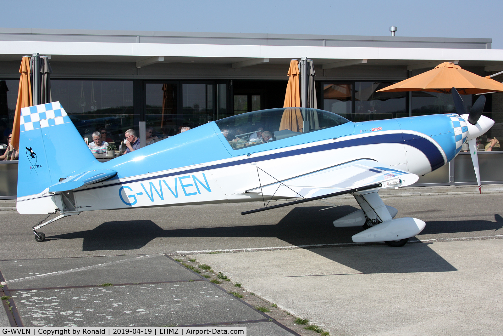 G-WVEN, 2014 Extra EA-300/200 C/N 1046, at ehmz