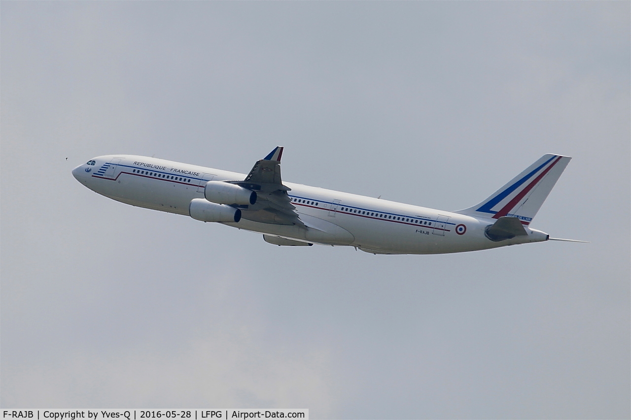 F-RAJB, 1995 Airbus A340-212 C/N 081, Airbus A340-212, Take off rwy 08L, Roissy Charles De Gaulle airport (LFPG-CDG)