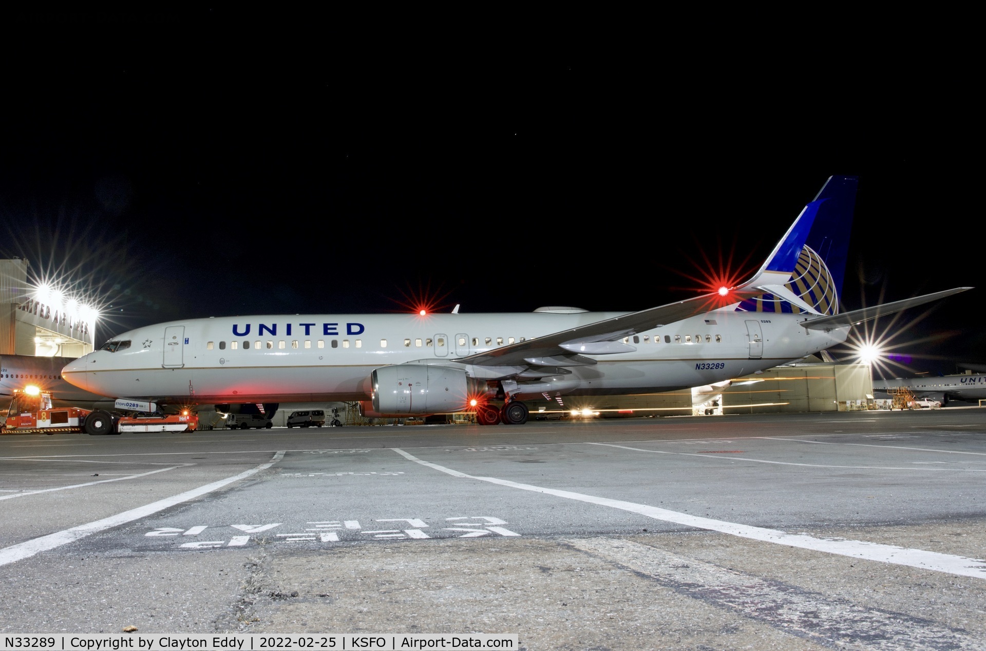 N33289, 2004 Boeing 737-824 C/N 31607, SFO 2022.