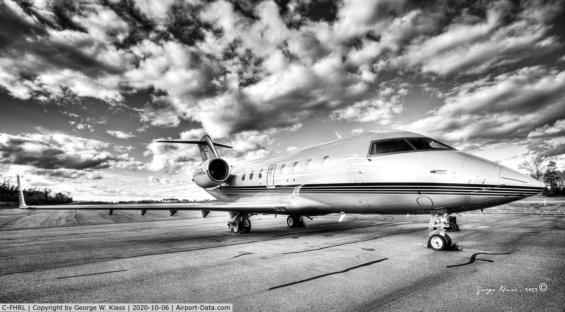 C-FHRL, 2013 Bombardier Challenger 604 (CL-600-2B16 C/N 5947, Taken at Fox Harbour private airport in Nova Scotia, Canada.
