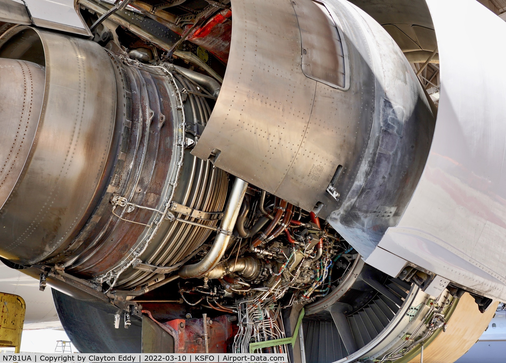 N781UA, 1996 Boeing 777-222 C/N 26945, SFO 2022.