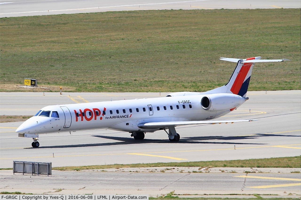 F-GRGC, 1997 Embraer EMB-145EU (ERJ-145EU) C/N 145012, Embraer EMB-145EU, Holding point rwy 31R, Marseille-Provence Airport (LFML-MRS)