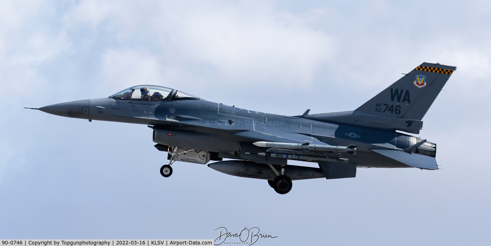 90-0746, General Dynamics F-16C Fighting Falcon C/N 1C-354, MIG3 landing RW3R