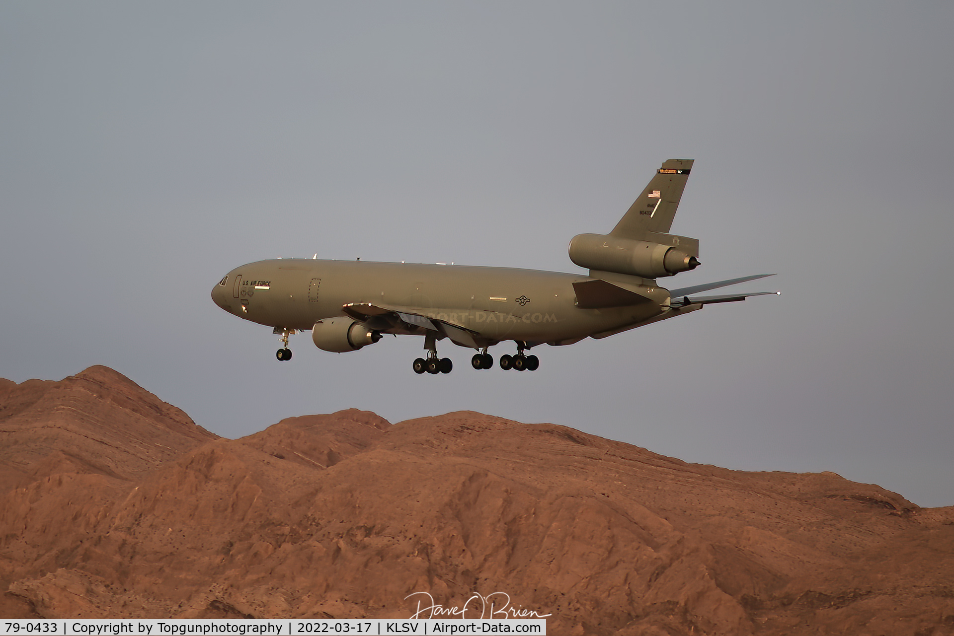 79-0433, 1981 McDonnell Douglas KC-10A Extender C/N 48200, GOLD22 arrives at Nellis just after sunset