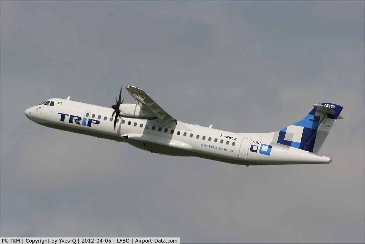 PR-TKM, 2012 ATR 72-600 C/N 998, ATR 72-600, with provisional registration,
Climbing from rwy 32L, Toulouse-Blagnac Airport (LFBO-TLS)
