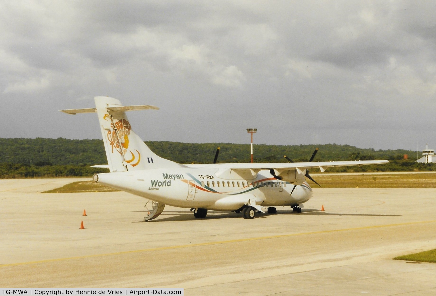 TG-MWA, 1988 ATR 42-320 C/N 093, Tikal