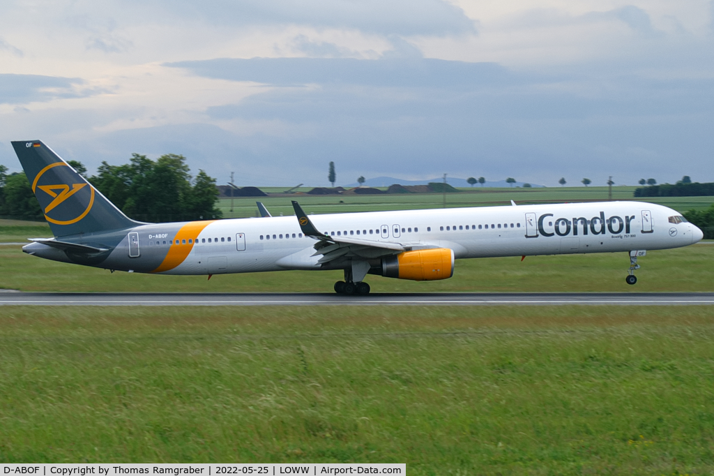 D-ABOF, 1999 Boeing 757-330 C/N 29013, Condor Boeing 757-330