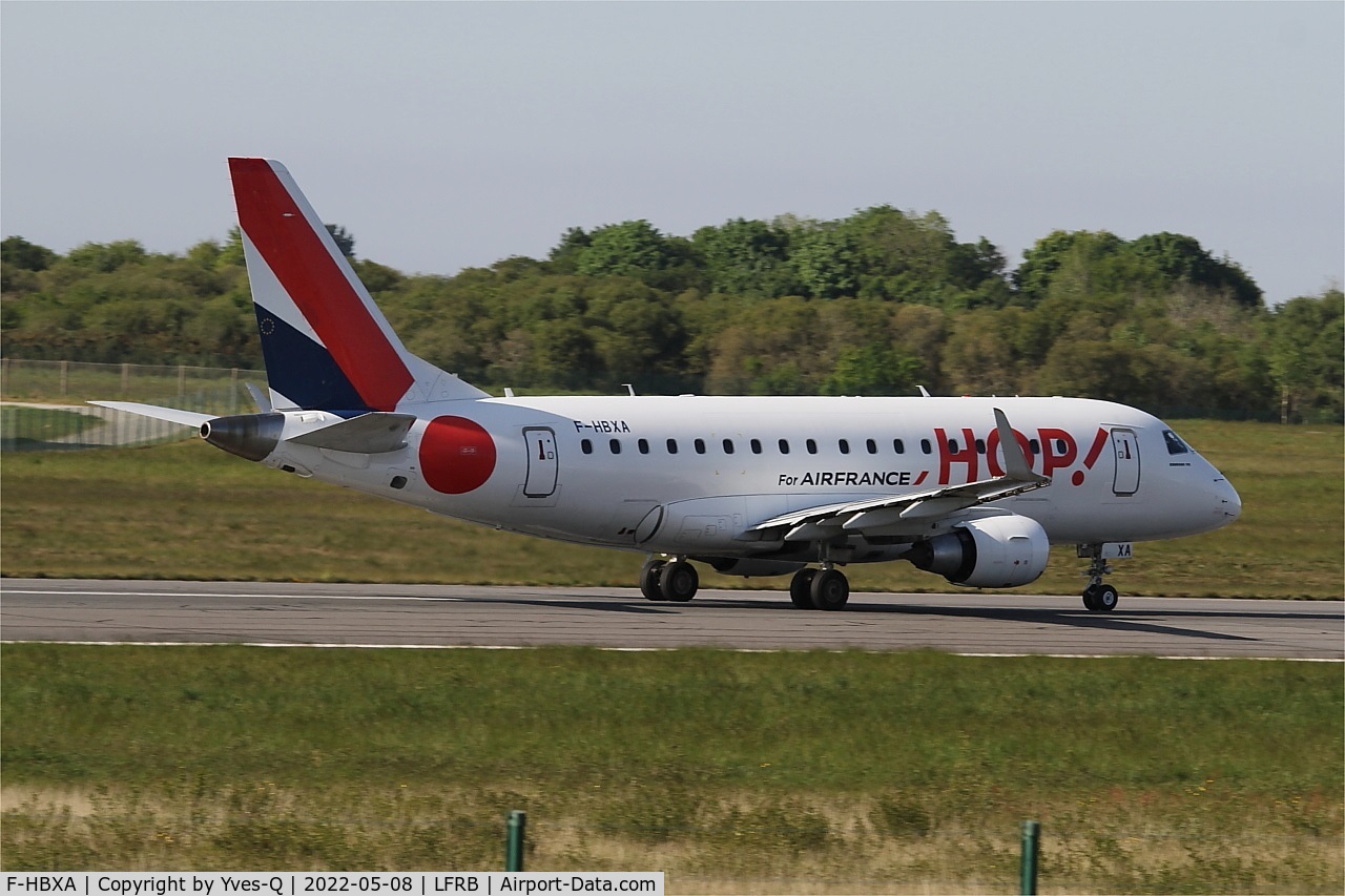 F-HBXA, 2008 Embraer 170LR (ERJ-170-100LR) C/N 17000237, Embraer 170LR, Take off run rwy 07R, Brest-Bretagne Airport (LFRB-BES)