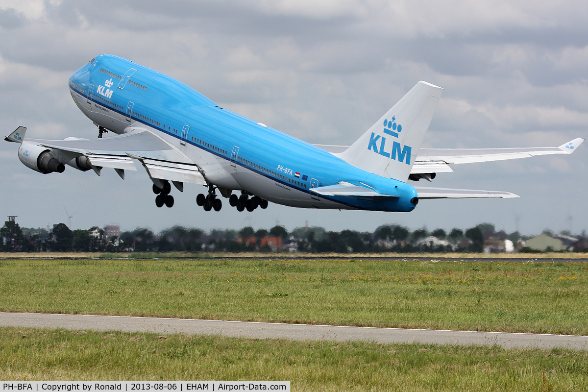 PH-BFA, 1989 Boeing 747-406 C/N 23999, at spl