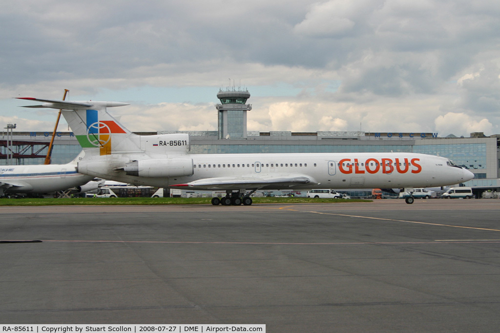 RA-85611, 1985 Tupolev Tu-154M C/N 85A715, Globus