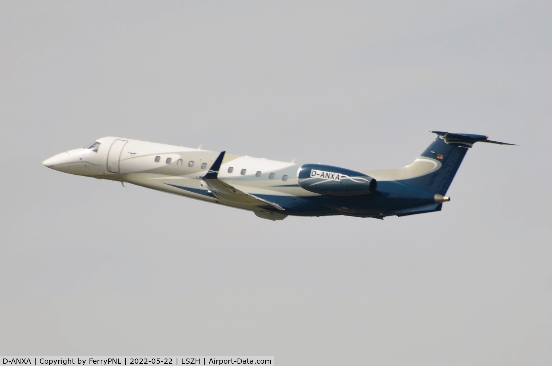 D-ANXA, 2012 Embraer EMB-135BJ Legacy 650 C/N 14501165, Air Hamburg ERJ135L departing