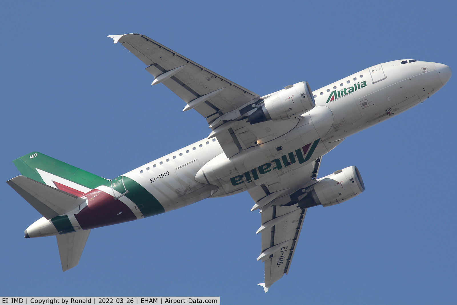 EI-IMD, 2003 Airbus A319-112 C/N 2074, at spl