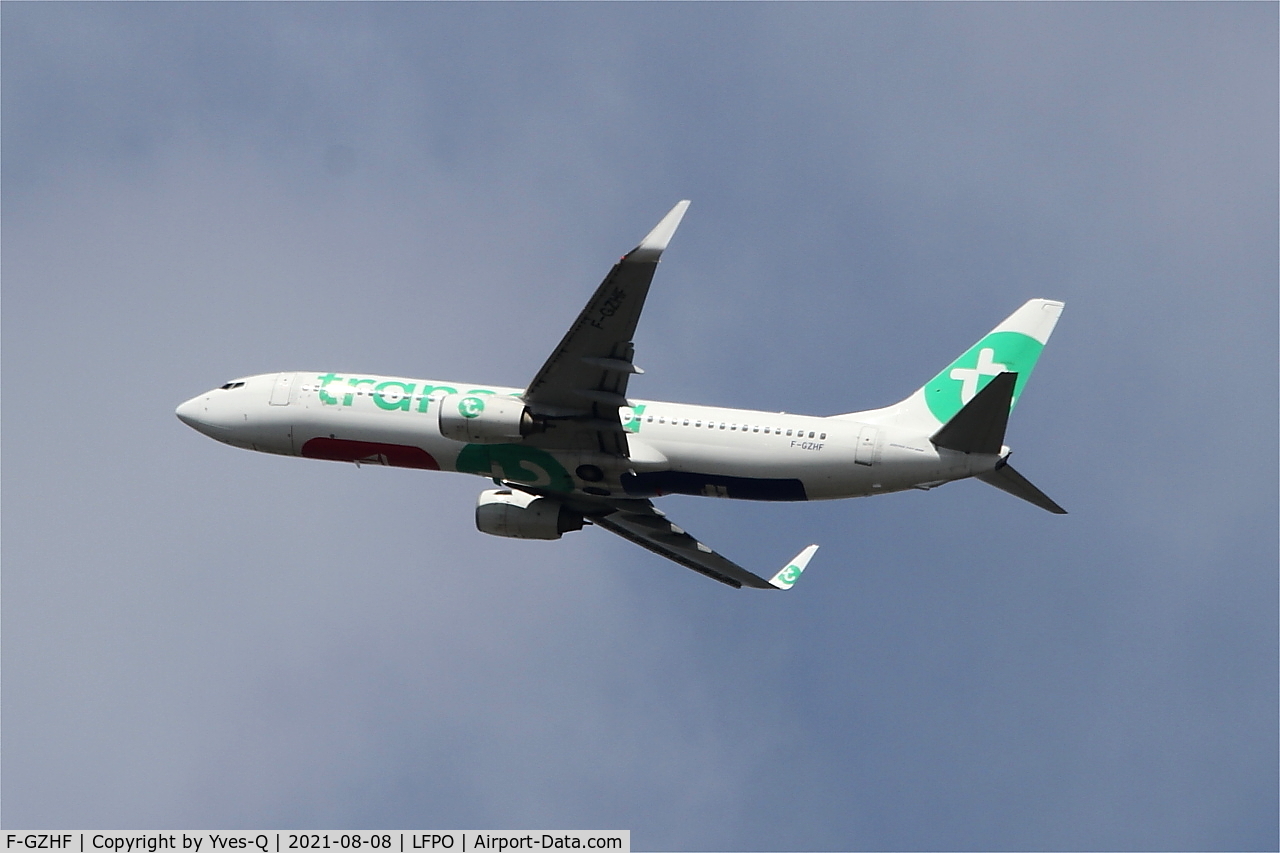 F-GZHF, 2009 Boeing 737-8K2 C/N 29677, Boeing 737-8K2, Climbing from rwy 24, Paris-Orly airport (LFPO-ORY)