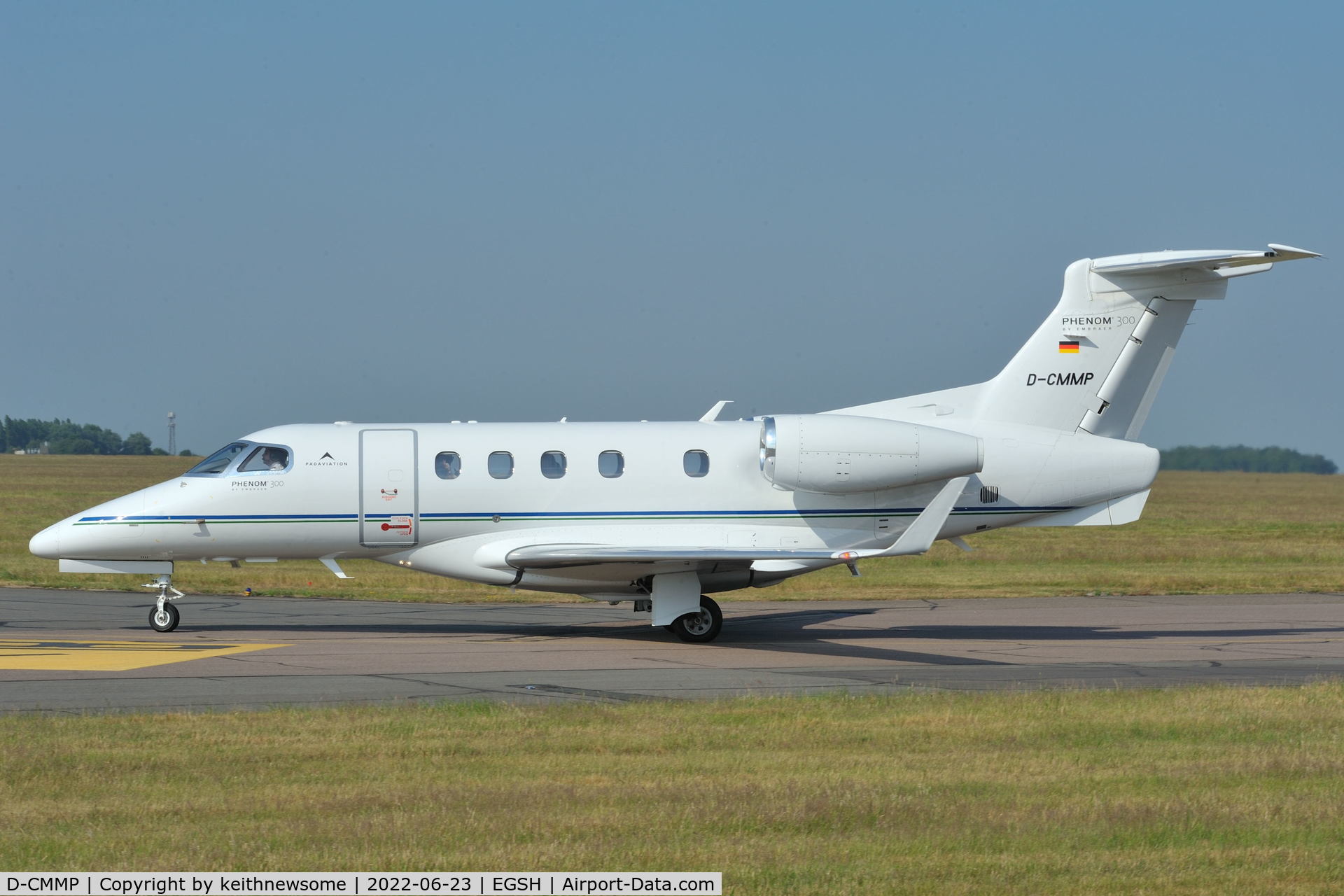 D-CMMP, 2016 Embraer EMB-505 Phenom 300 C/N 50500360, Arriving at Norwich from Nice.