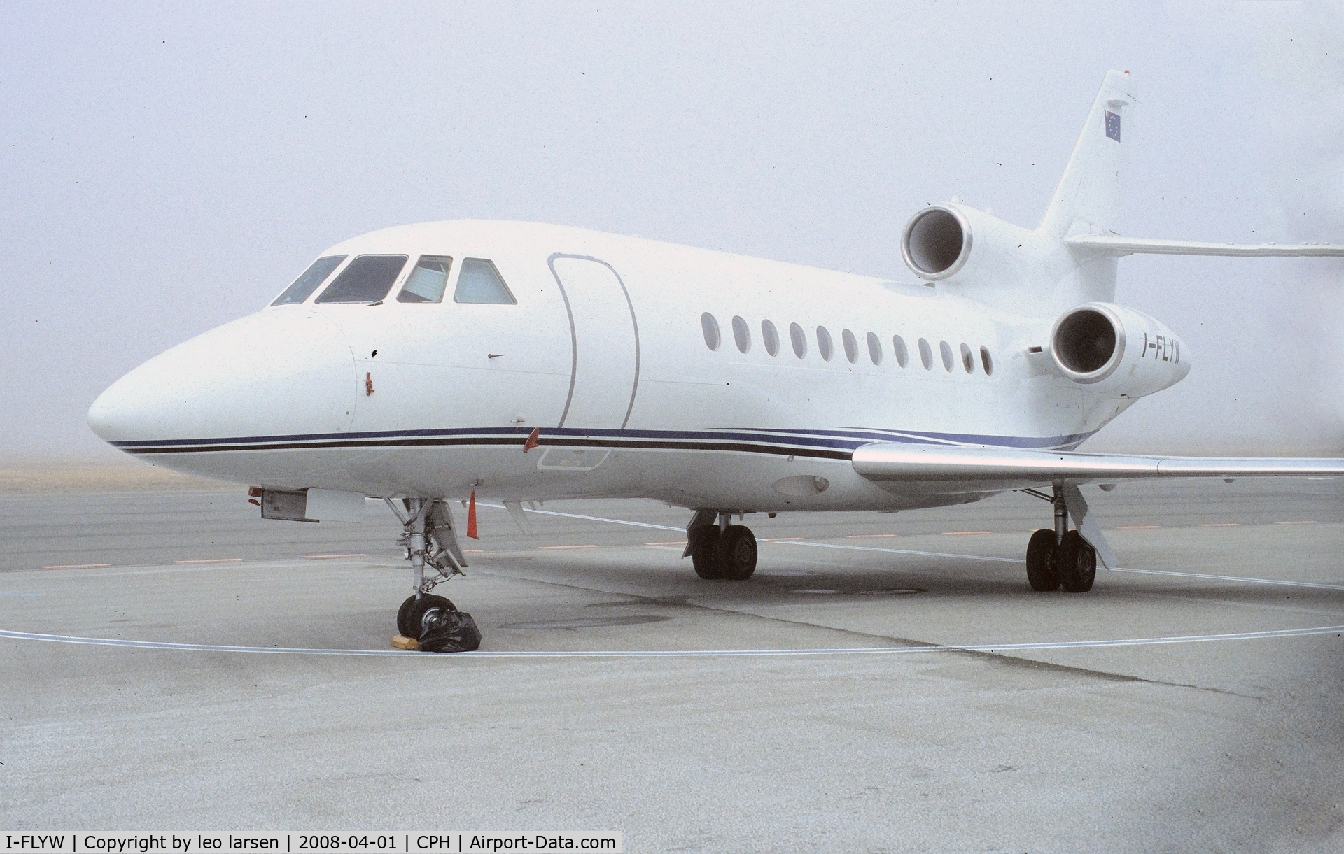 I-FLYW, 1998 Dassault Falcon 900EX C/N 27, Copenhagen 1.4.2008