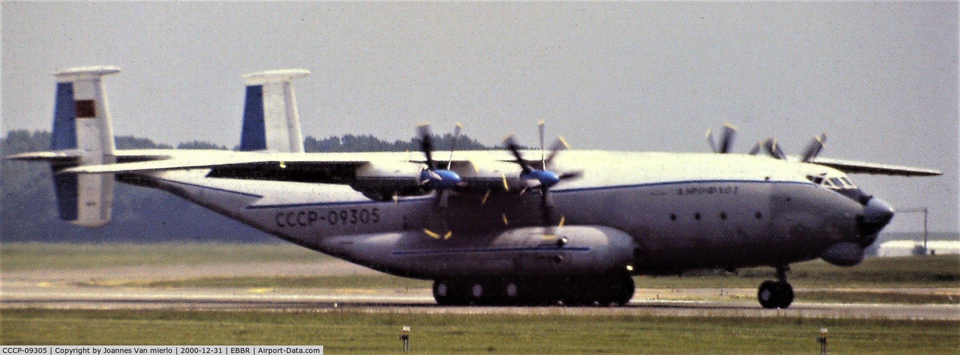 CCCP-09305, Antonov An-22 C/N 9340205, Slide scan