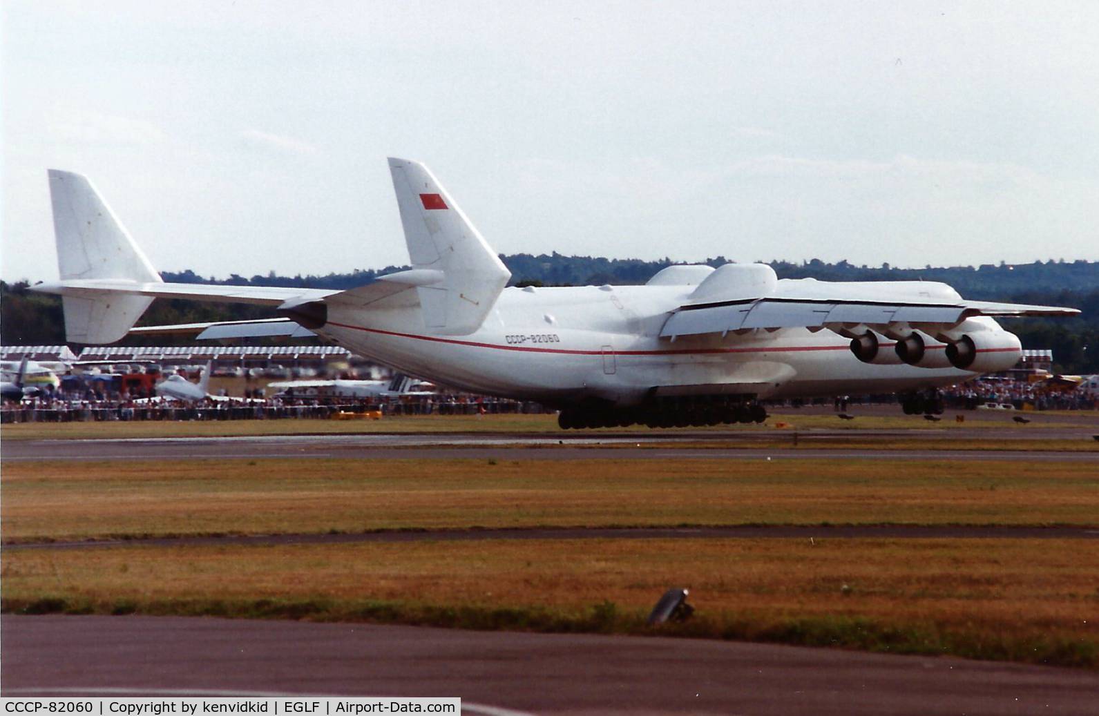 CCCP-82060, 1988 Antonov An-225 Mriya C/N 19530503763, At the 1990 Farnborough International Air Show.