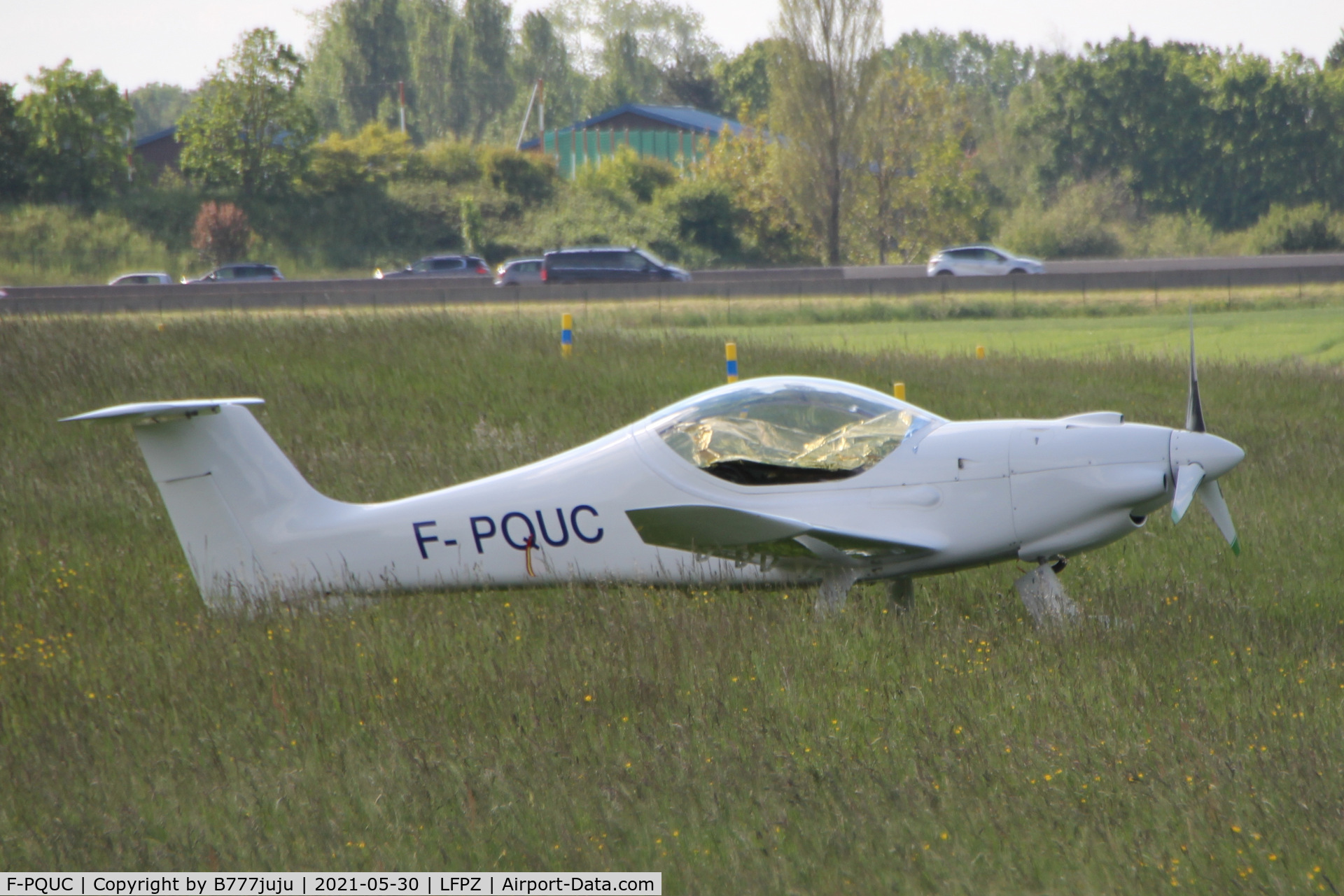 F-PQUC, Dyn Aero MCR-01 C/N 26, at Saint-Cyr