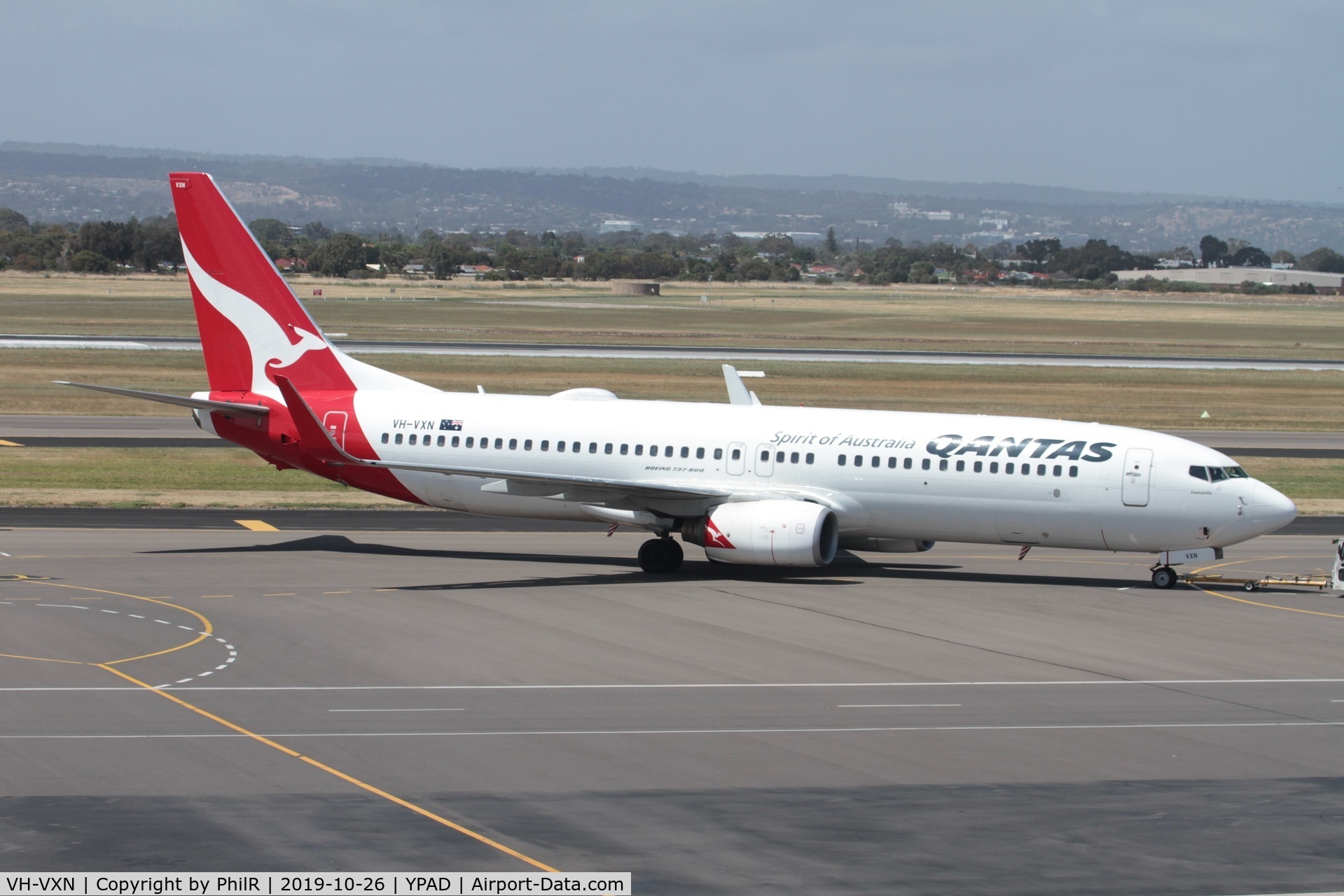 VH-VXN, 2002 Boeing 737-838 C/N 33484, Pushback at Adelaide
