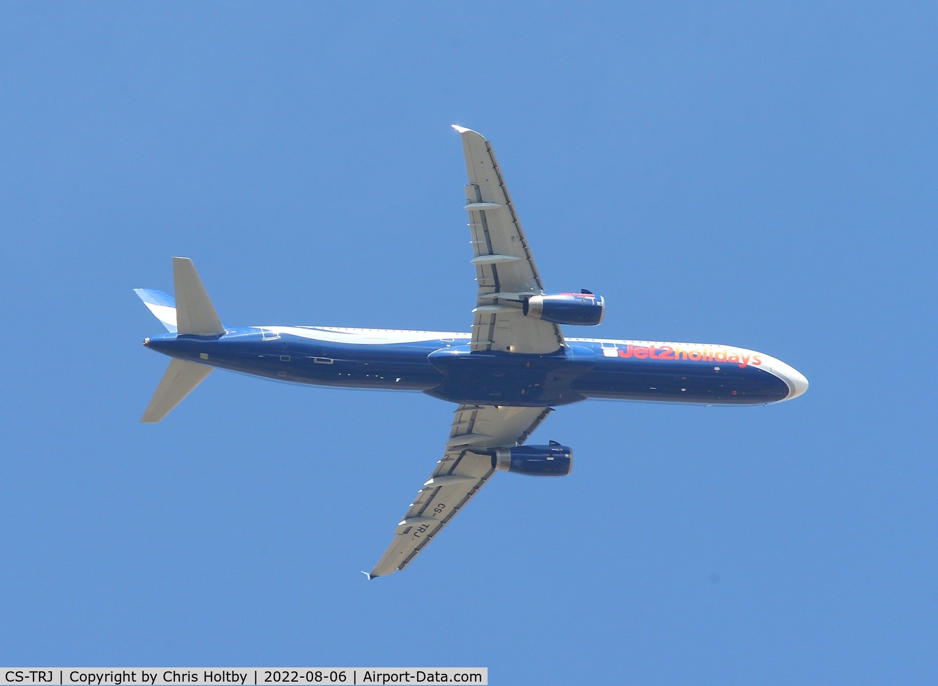 CS-TRJ, 1999 Airbus A321-231 C/N 1004, Leased by Jet2 from Hi-Fly Portugal turning into Stansted, Essex