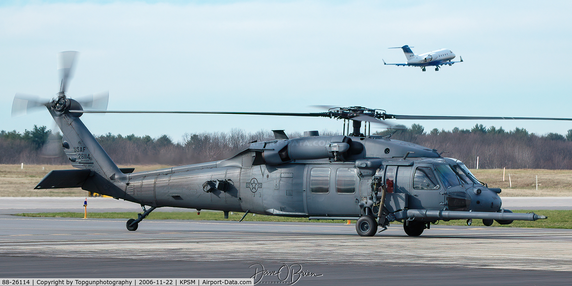 88-26114, 1986 Sikorsky HH-60G Pave Hawk C/N 70.1311, taxiing to the ramp to refuel and grab lunch.