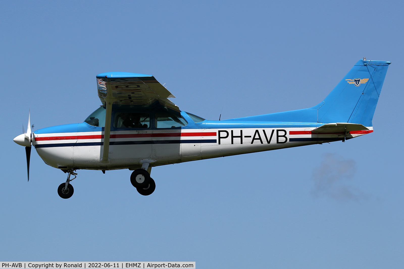 PH-AVB, 1982 Reims F172P C/N F17202185, at ehmz