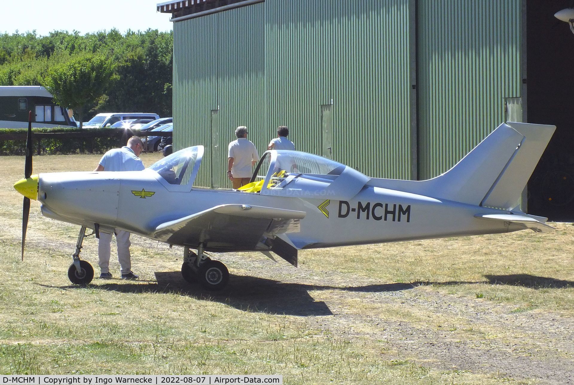 D-MCHM, Alpi Aviation Pioneer 300 C/N not found_D-MCHM, Alpi Aviation Pioneer 300 at the 2022 Flugplatz-Wiesenfest airfield display at Weilerswist-Müggenhausen ultralight airfield
