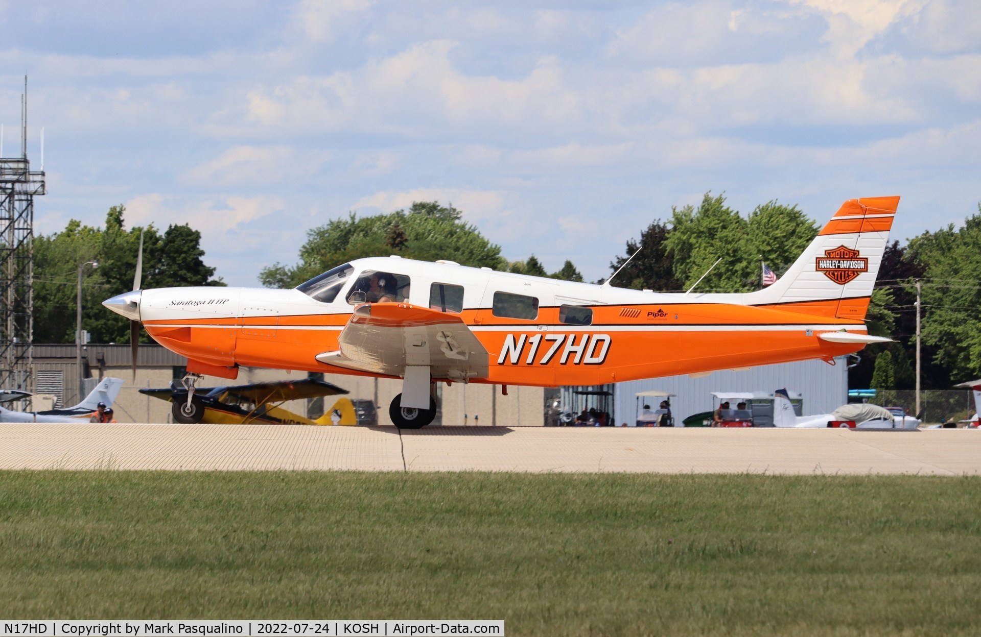 N17HD, 1998 Piper PA-32R-301 C/N 3246102, Piper PA-32R-301
