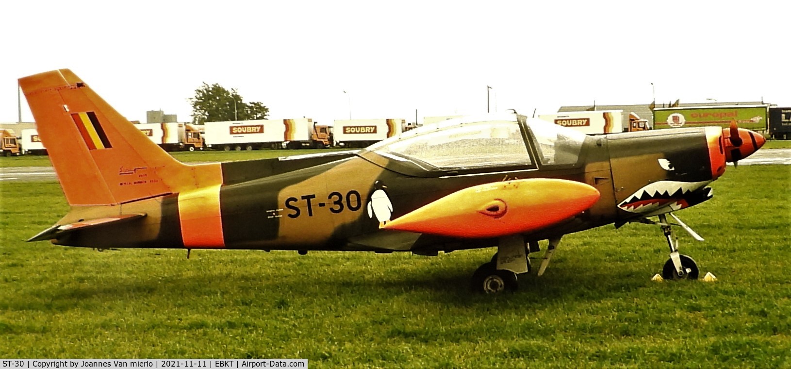 ST-30, SIAI-Marchetti SF-260MB C/N 10-30, Slide scan