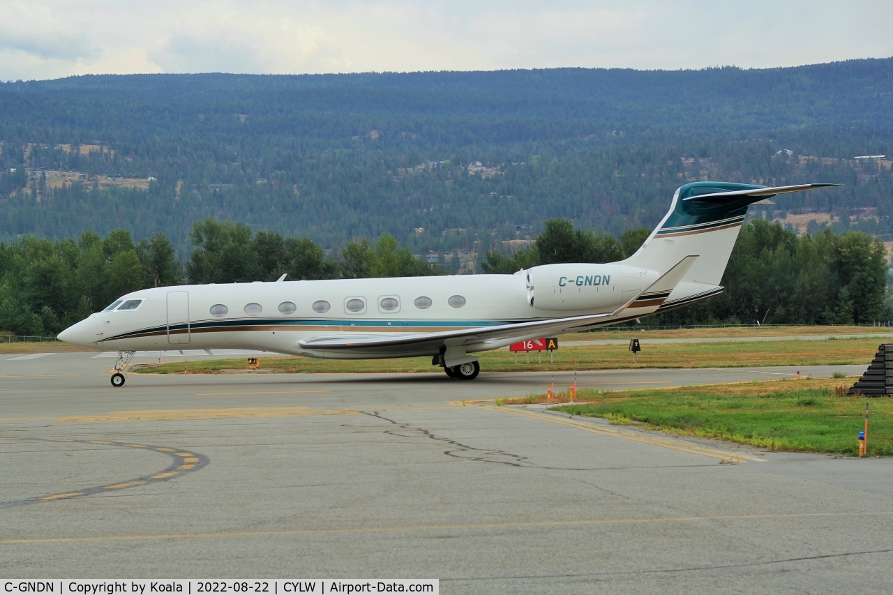 C-GNDN, 2015 Gulfstream Aerospace G650 (G-VI) C/N 6162, Arrival from Calgary.
