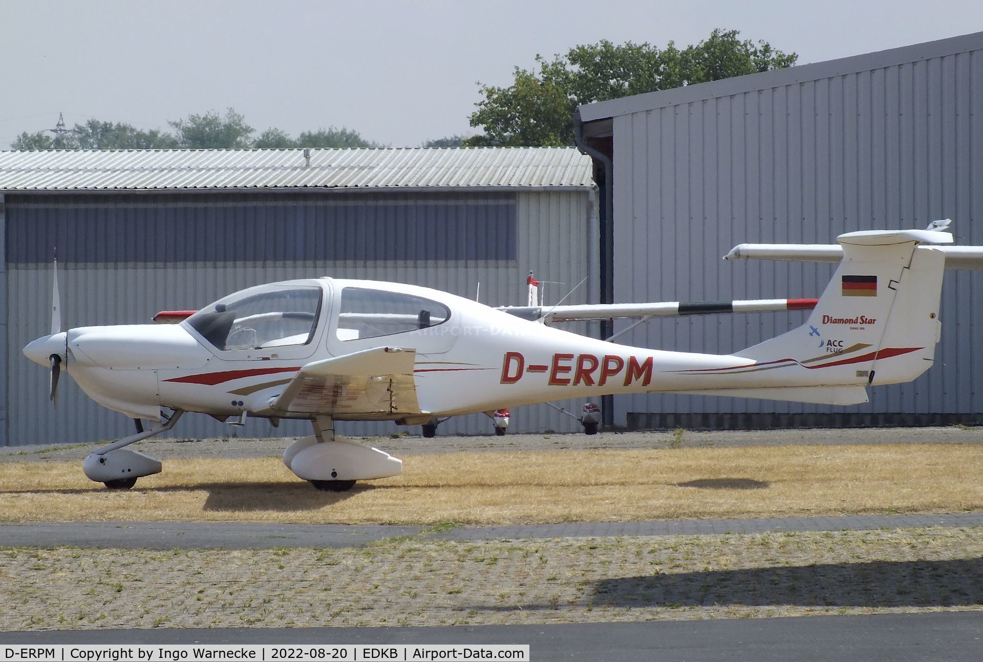 D-ERPM, Diamond DA-40 Diamond Star C/N 40.062, Diamond DA-40 Diamond Star at Bonn-Hangelar airfield during the Grumman Fly-in 2022