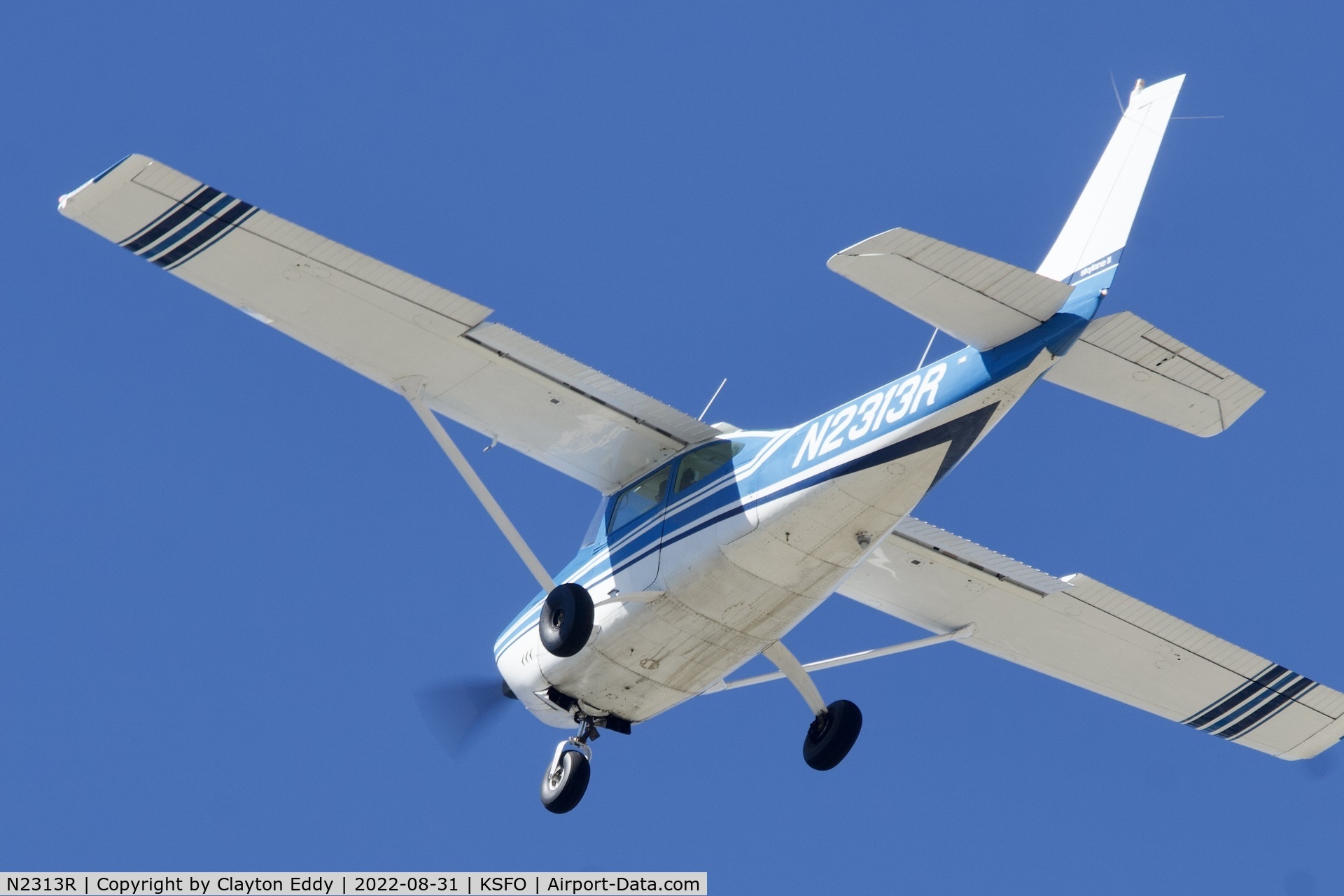 N2313R, 1964 Cessna 182G Skylane C/N 18255413, San Carlos Airport in California 2022.