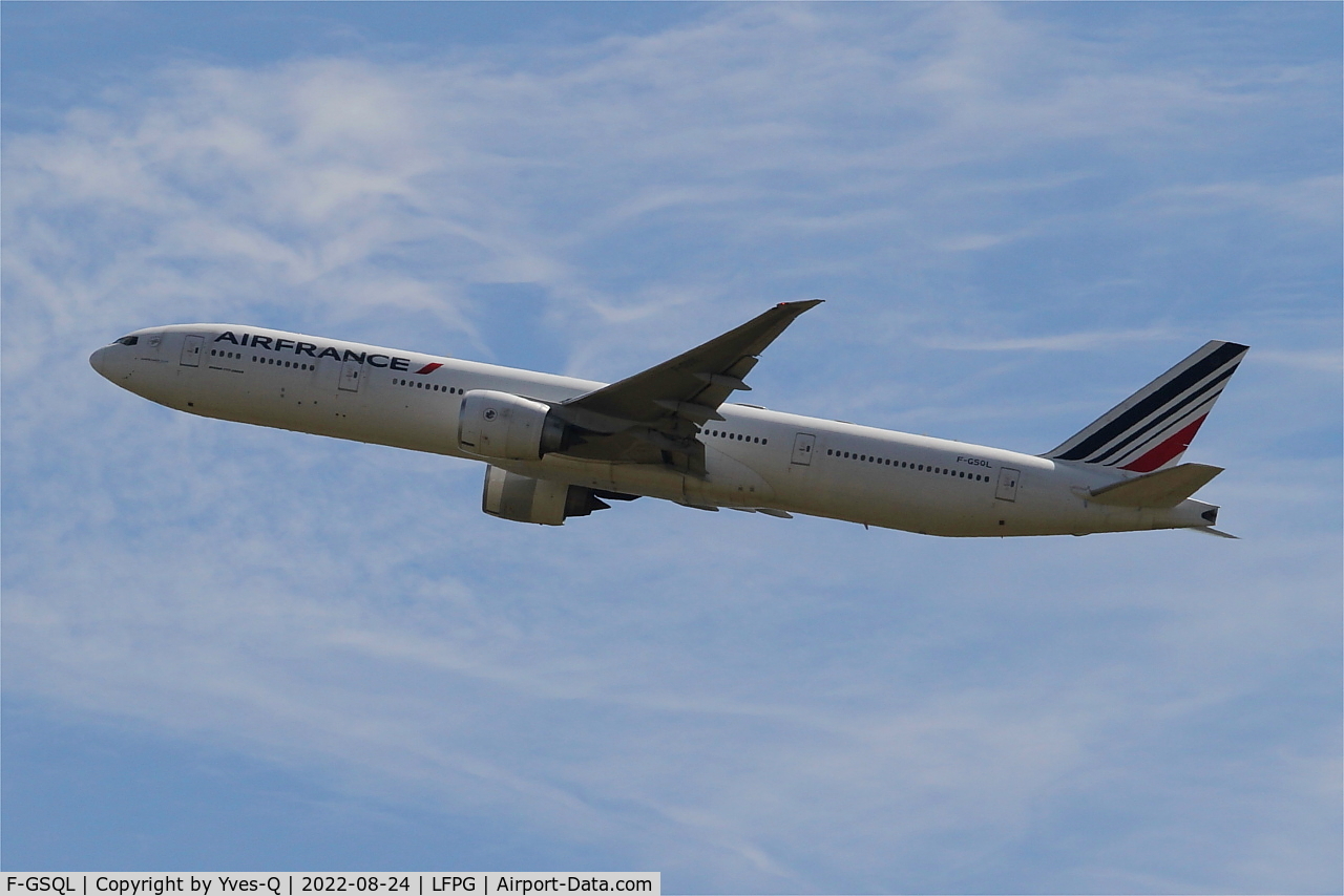 F-GSQL, 2006 Boeing 777-328/ER C/N 32853, Boeing 777-328ER, Take off rwy 08L, Roissy Charles De Gaulle airport (LFPG-CDG)