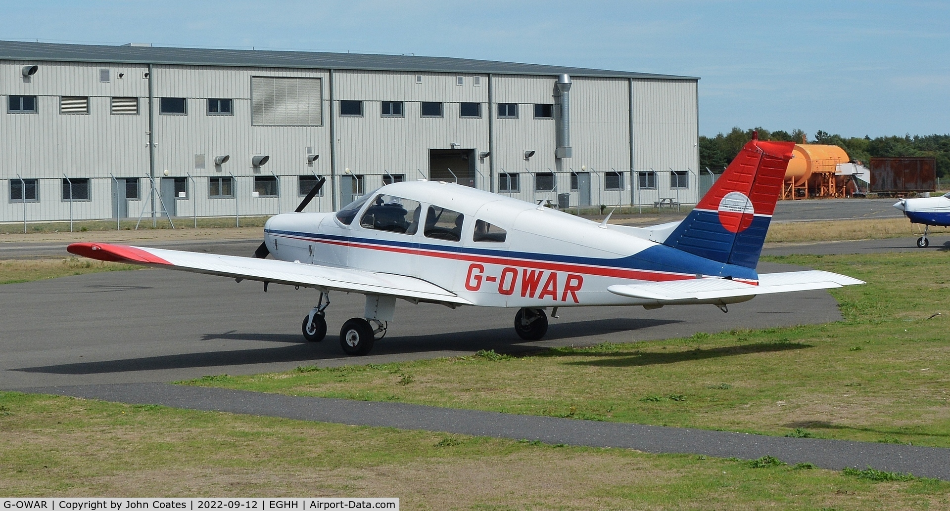 G-OWAR, 1986 Piper PA-28-161 Cherokee Warrior II C/N 28-8616054, At Bliss Avn.