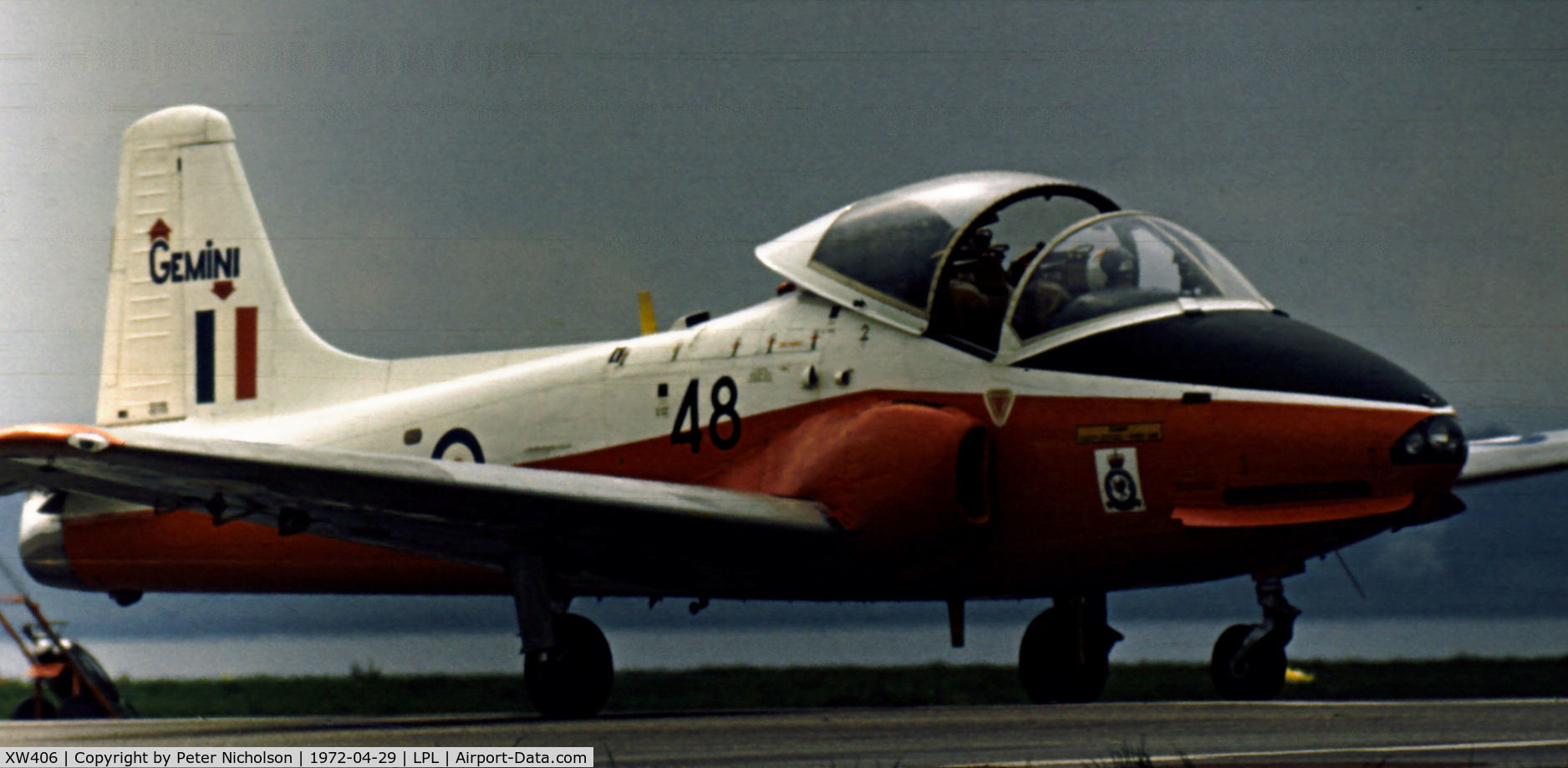 XW406, 1971 BAC 84 Jet Provost T.5A C/N EEP/JP/1028, Jet Provost T.5 coded 48 of 3 Flying Training School in action at the 1972 Speke Airshow.
